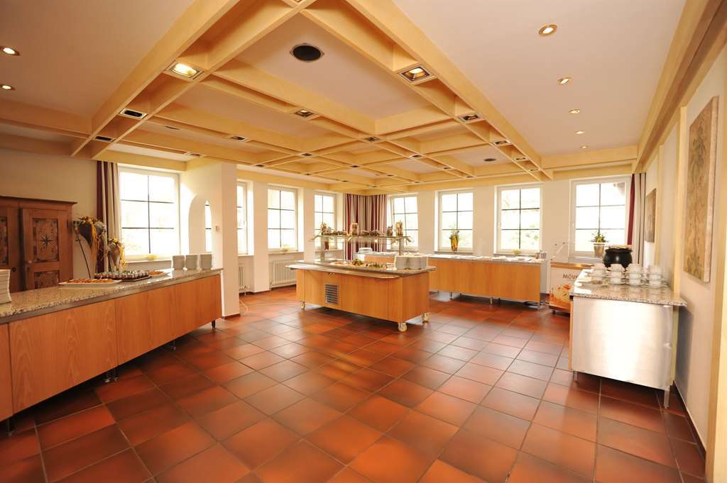 Hotel Sonnenhof Pleinfeld Restoran gambar